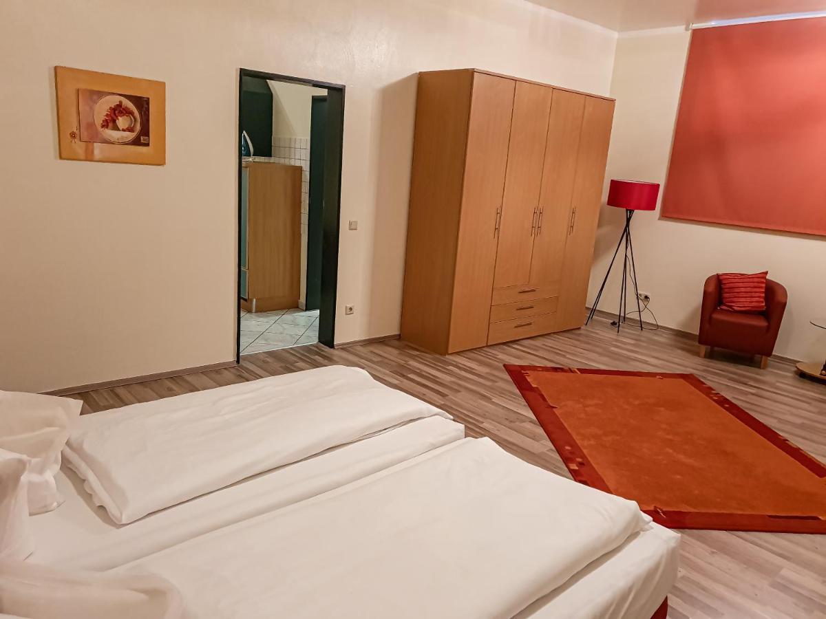 Airport Fashion Hotel Дюссельдорф Экстерьер фото